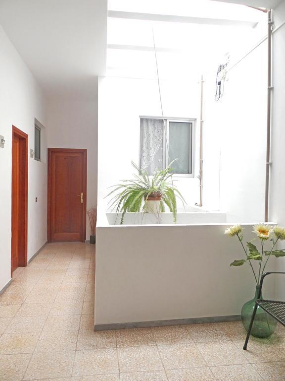 Apartamentos Dominguez Calera Exterior photo